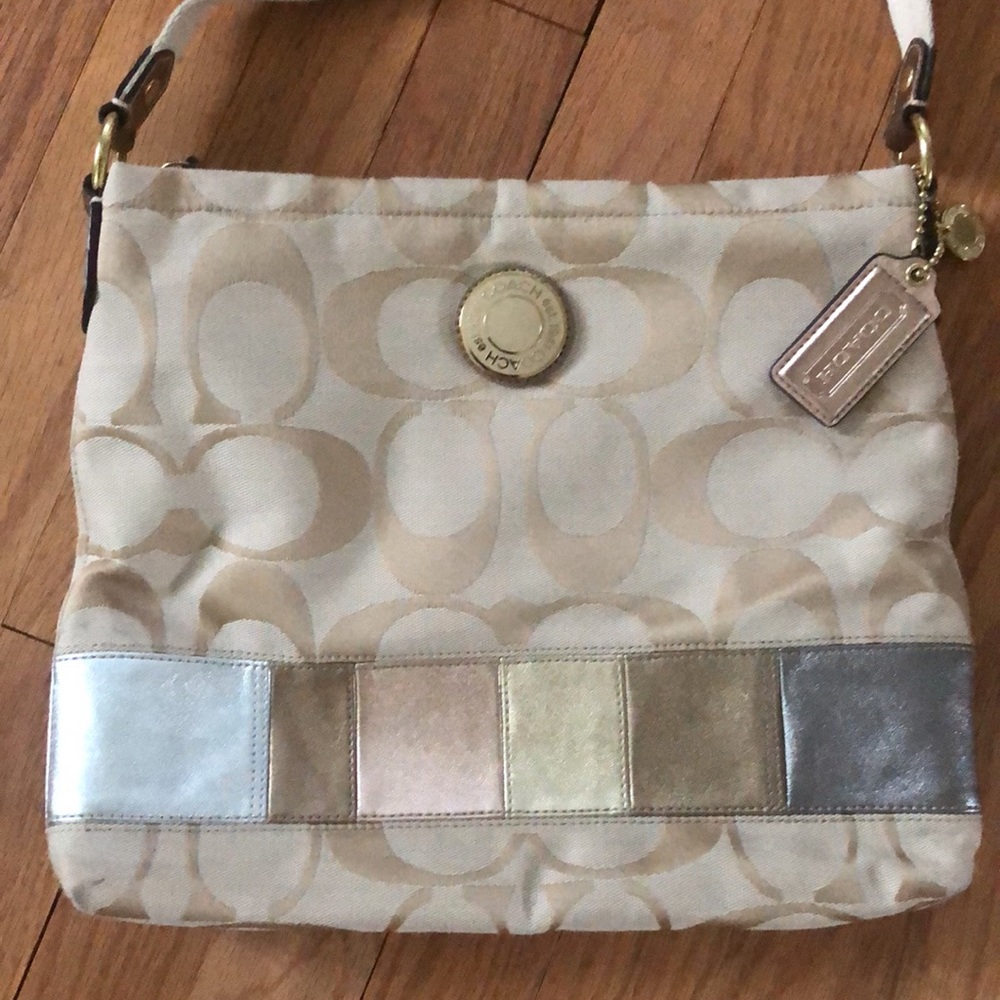 Coach Crossbody - Picture 2 of 6